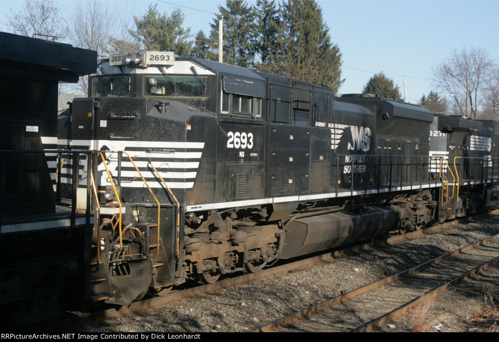 NS 2693